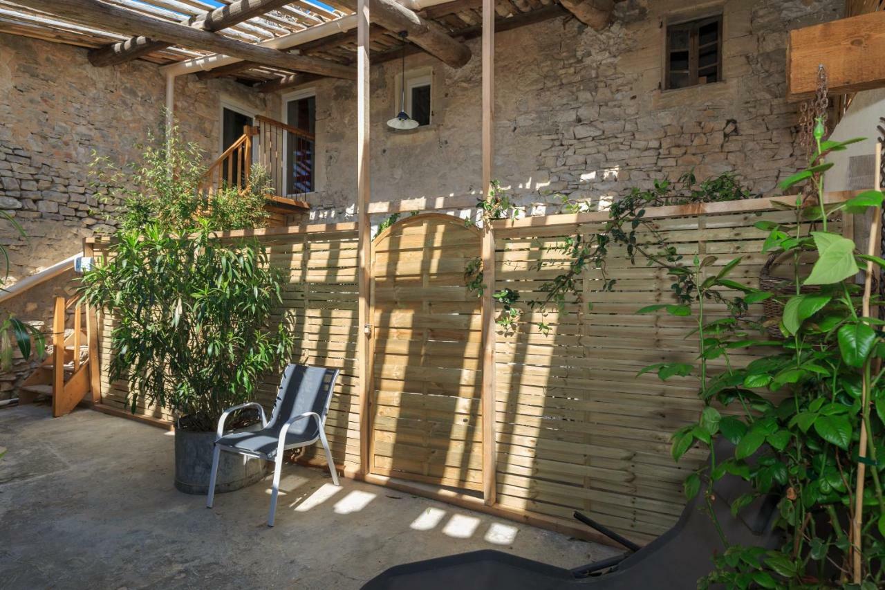 Lou Mas Li Pitchoun "Le Grenier" Διαμέρισμα Gordes Εξωτερικό φωτογραφία